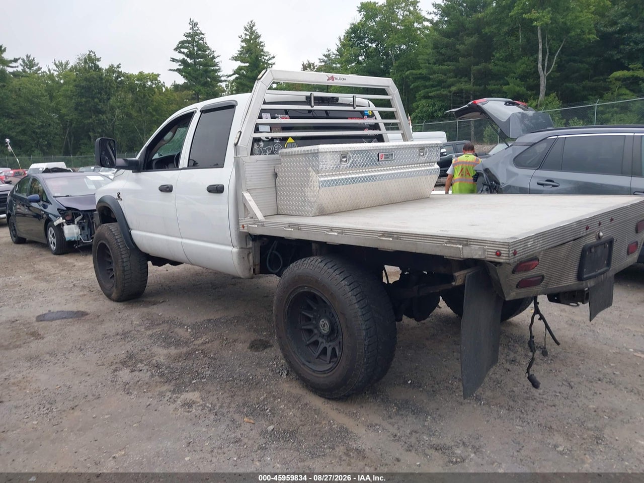 2004 DODGE RAM 2500 SLT/LARAMIE · 3/10