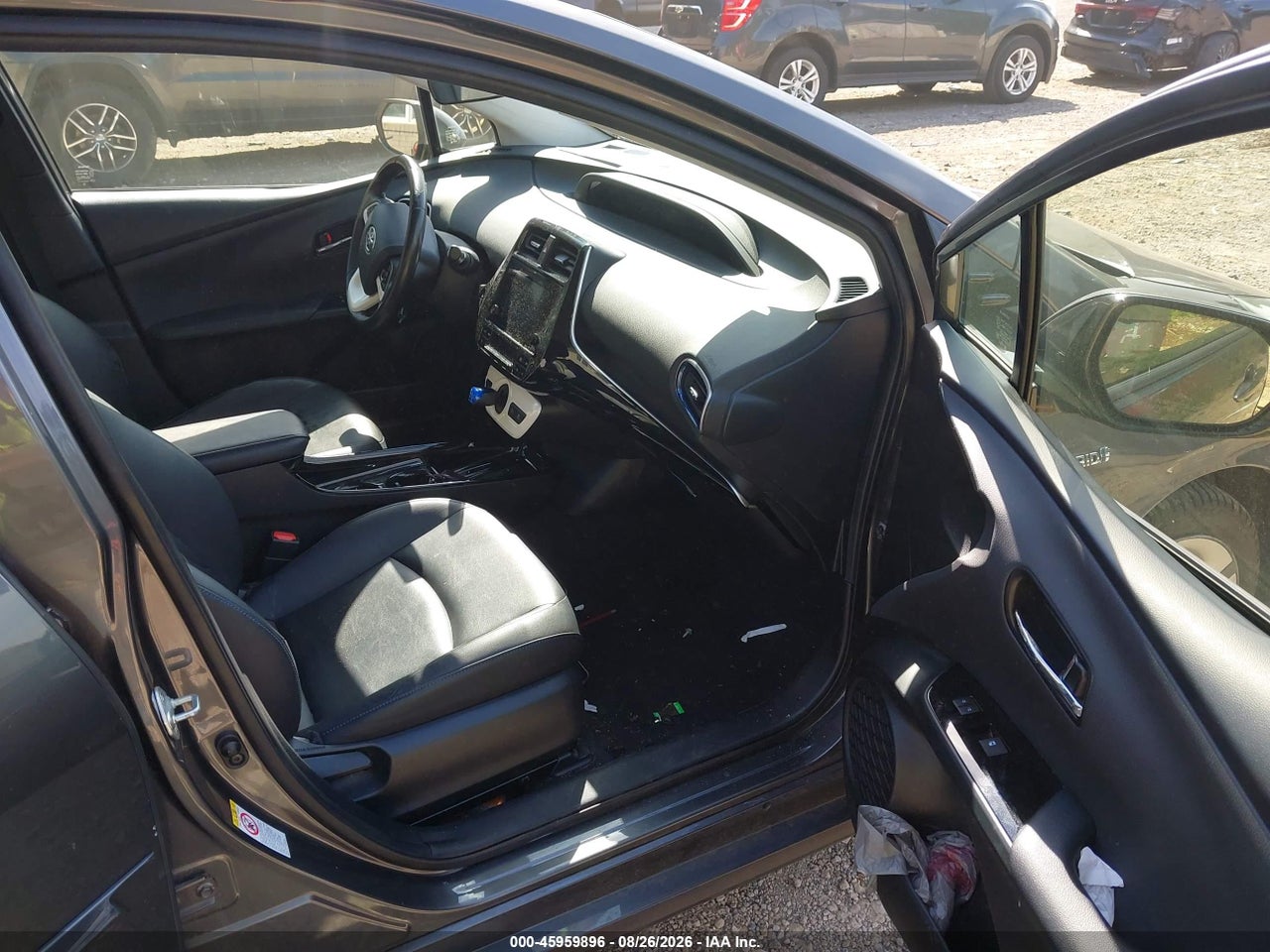 2018 TOYOTA PRIUS THREE TOURING · 5/11