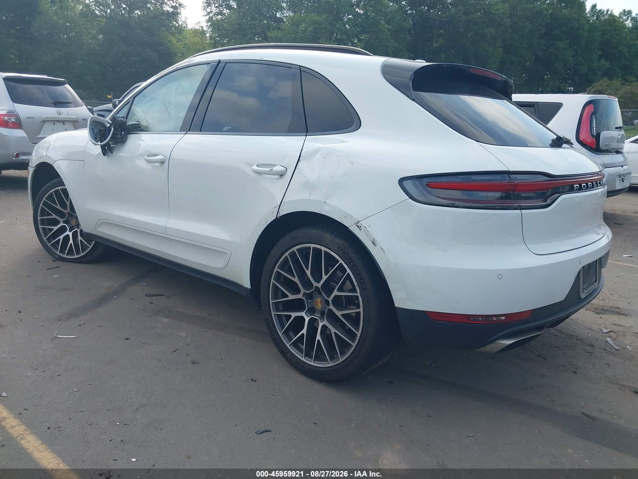 2019 PORSCHE MACAN   · 3/11