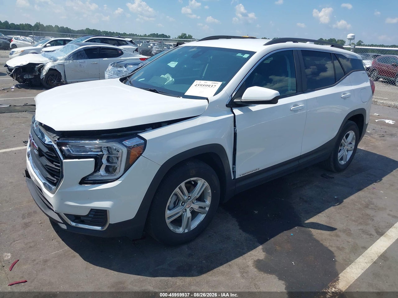 2024 GMC TERRAIN FWD SLE · 2/11