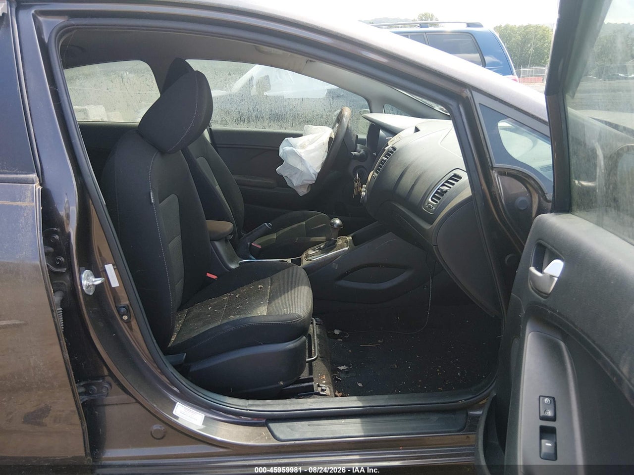 2017 KIA FORTE LX · 5/11