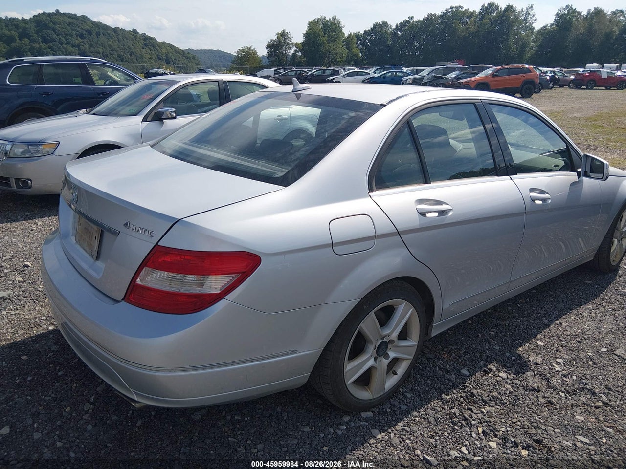 2011 MERCEDES-BENZ C 300 LUXURY 4MATIC/SPORT 4MATIC · 4/11