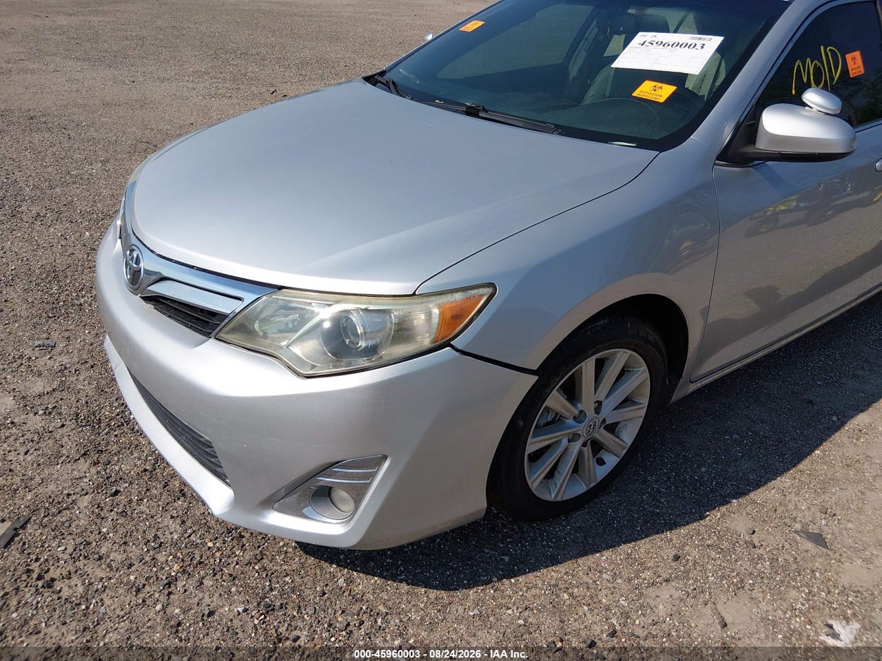 2013 TOYOTA CAMRY XLE · 6/11