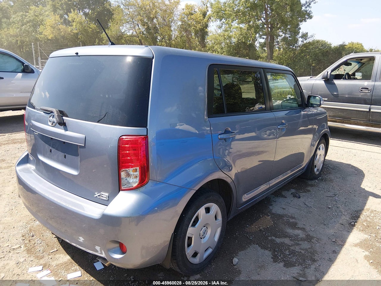 2012 SCION XB   · 4/8