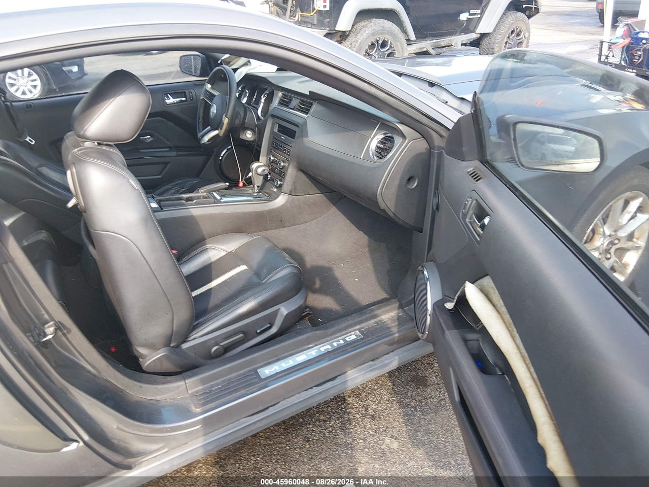 2010 FORD MUSTANG GT PREMIUM · 5/11