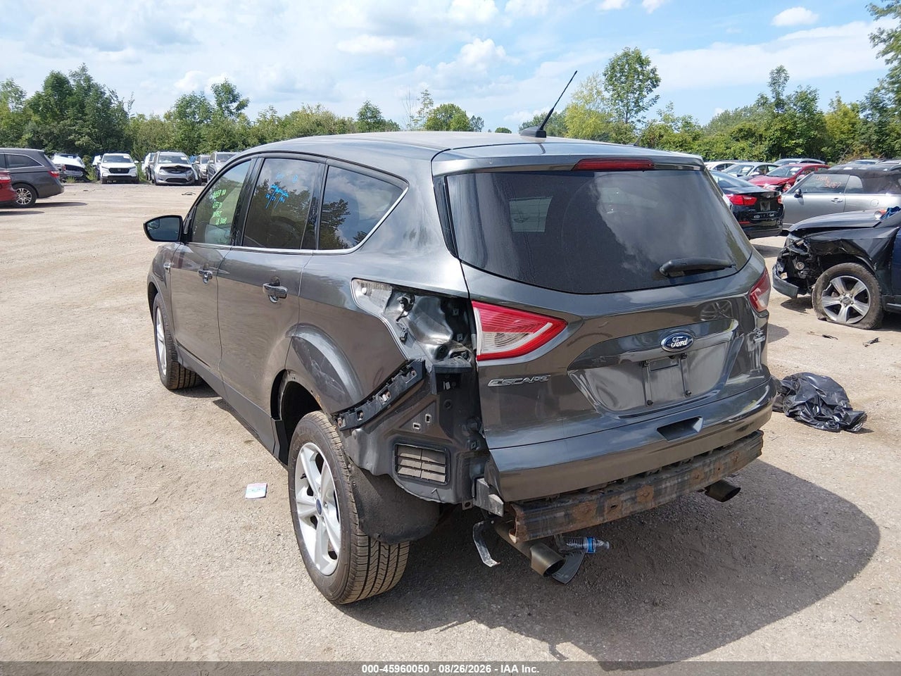 2015 FORD ESCAPE SE · 3/11