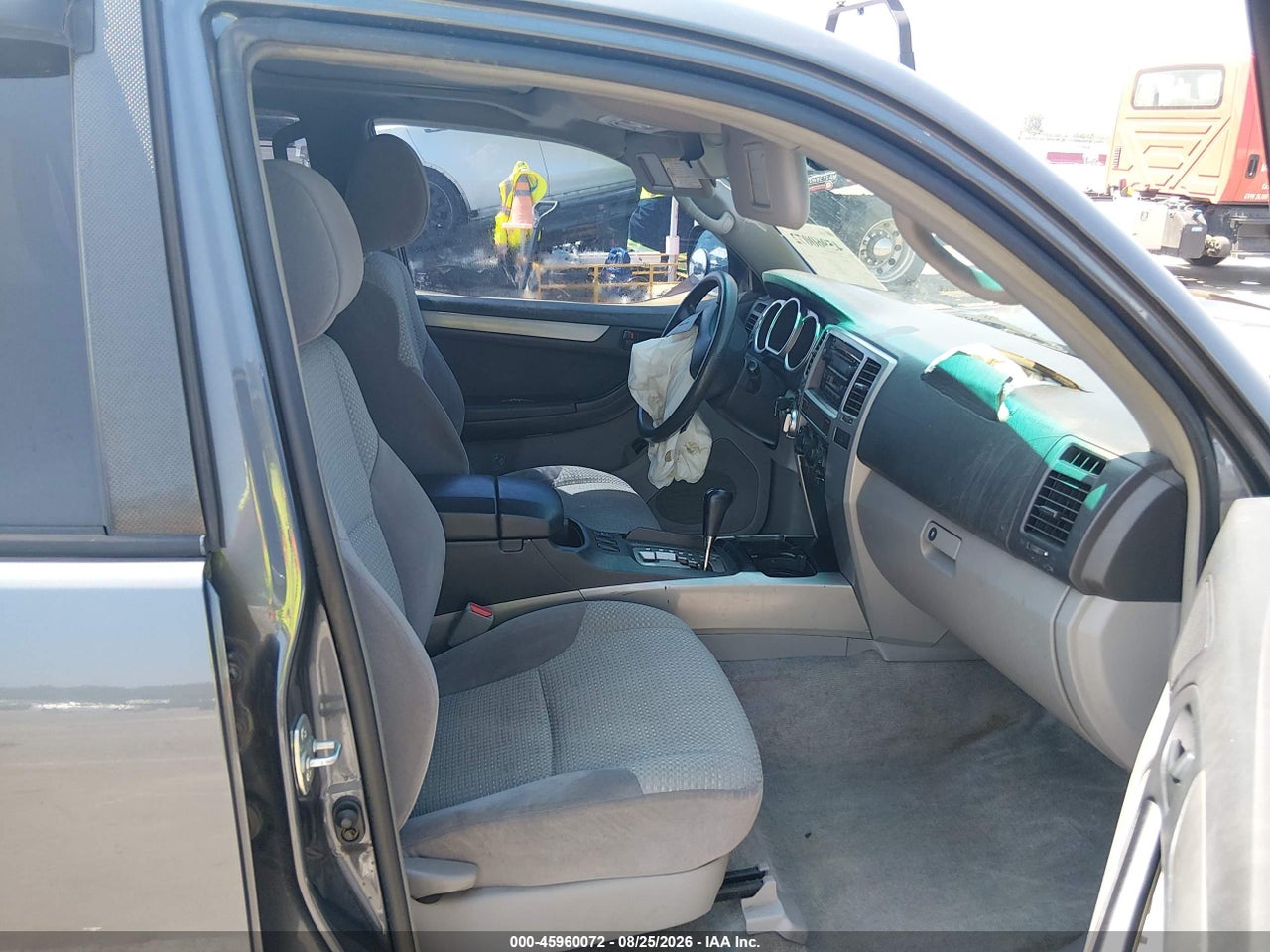 2003 TOYOTA 4RUNNER SR5 V8 · 5/11