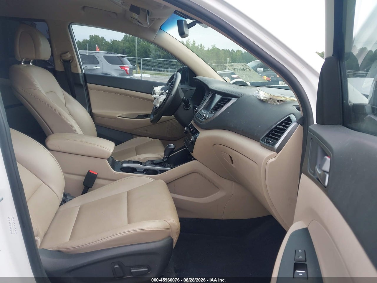 2017 HYUNDAI TUCSON LIMITED · 5/11