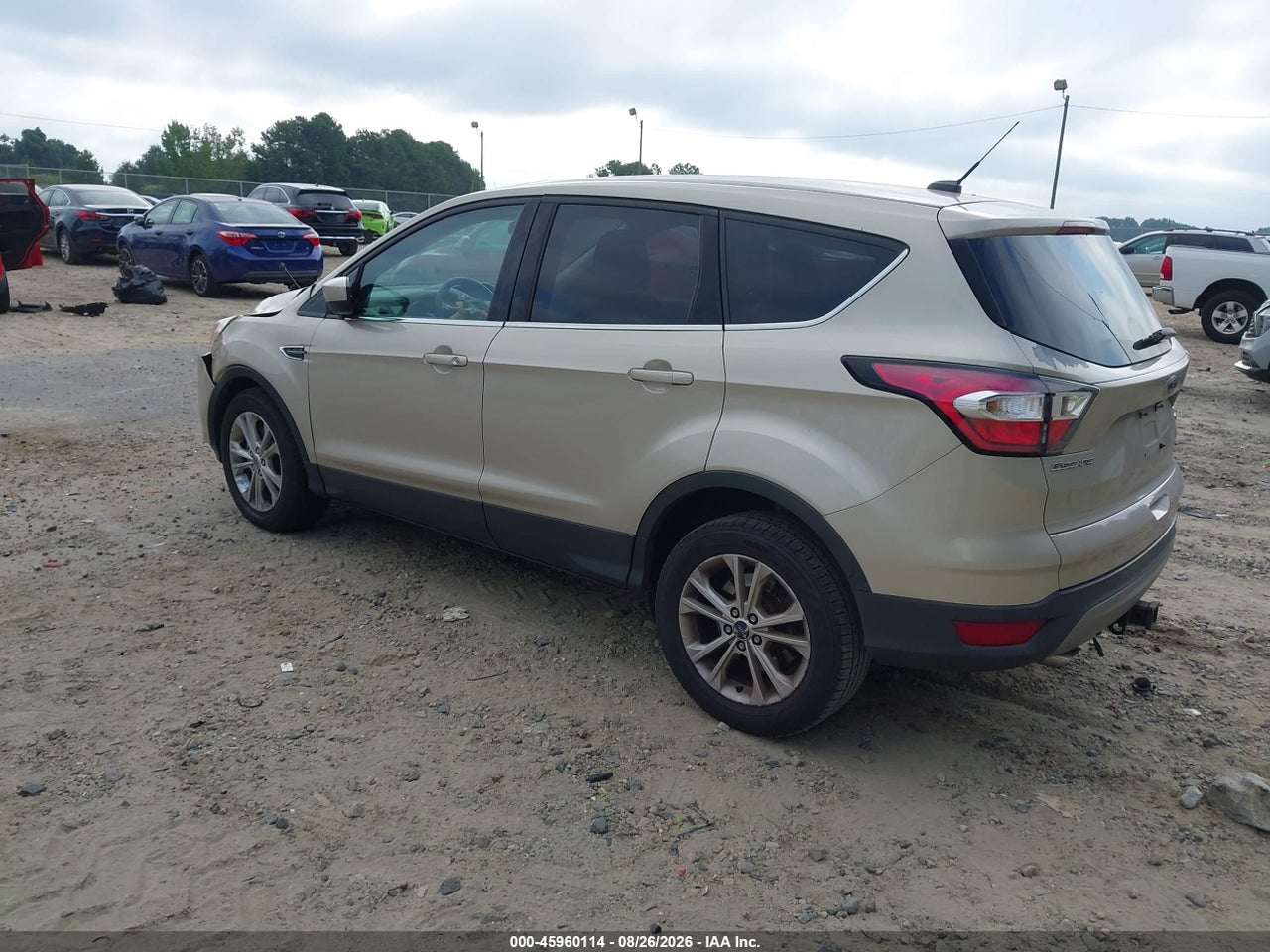 2017 FORD ESCAPE SE · 3/11