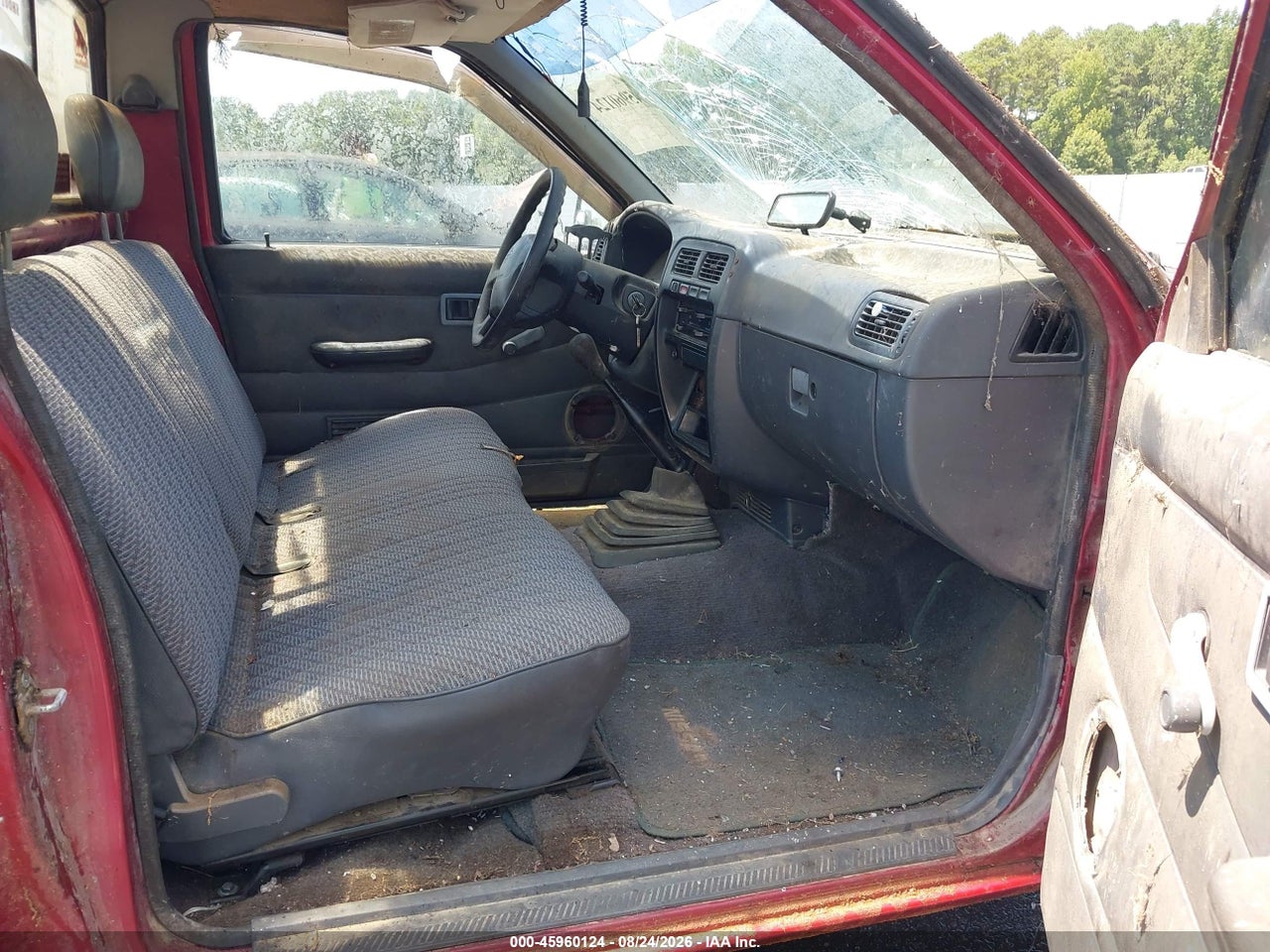 1997 NISSAN 4X2 TRUCK XE · 5/11