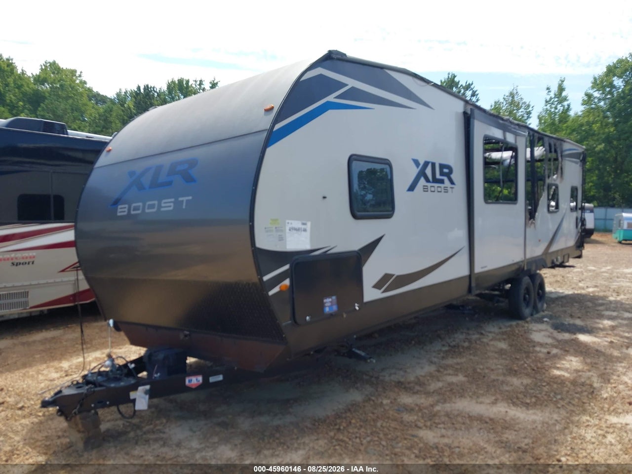 2022 FOREST RIVER XLR BOOST · 2/11