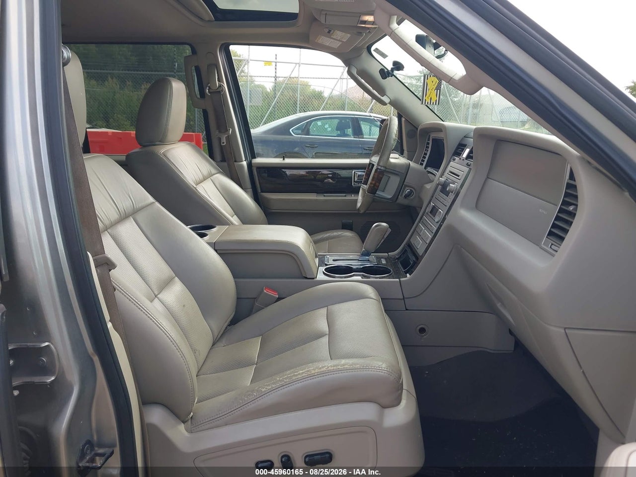 2009 LINCOLN NAVIGATOR · 5/11