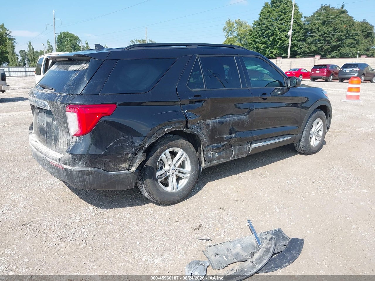 2023 FORD EXPLORER XLT · 4/11