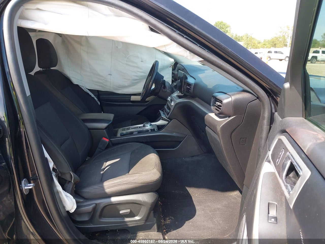 2023 FORD EXPLORER XLT · 5/11