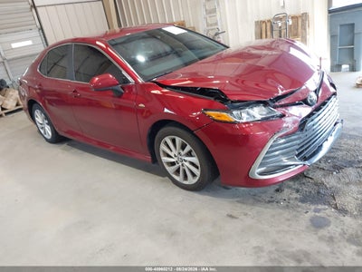 4T1C11AKXNU****** · 2022 TOYOTA CAMRY LE