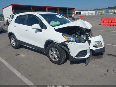 3GNCJKSB1KL****** · 2019 CHEVROLET TRAX LS
