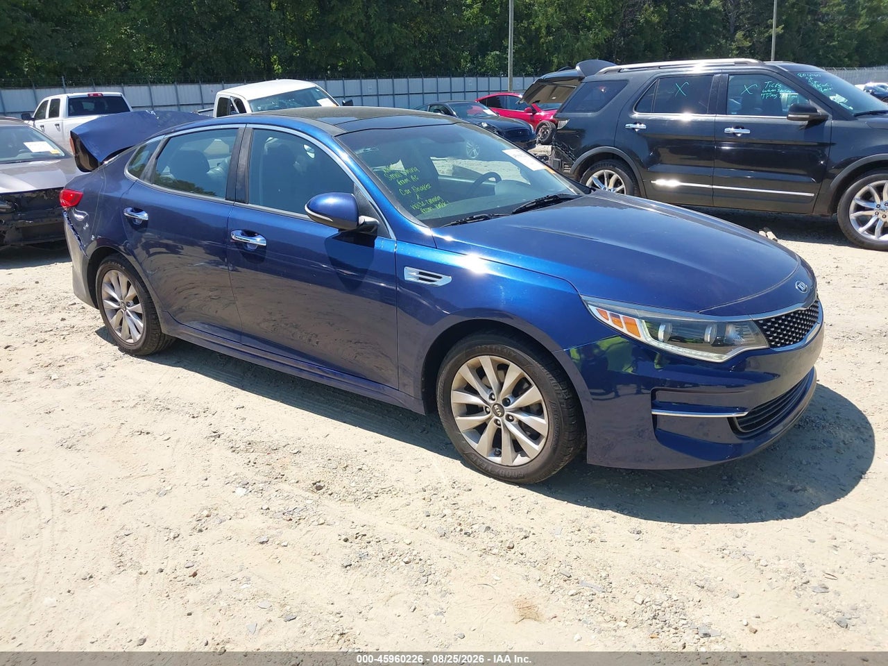 5XXGU4L30GG****** · 2016 KIA OPTIMA EX