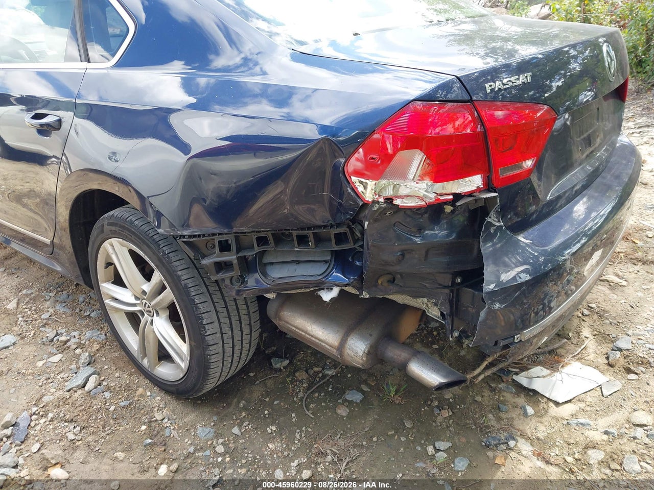 2015 VOLKSWAGEN PASSAT 1.8T SE · 6/11