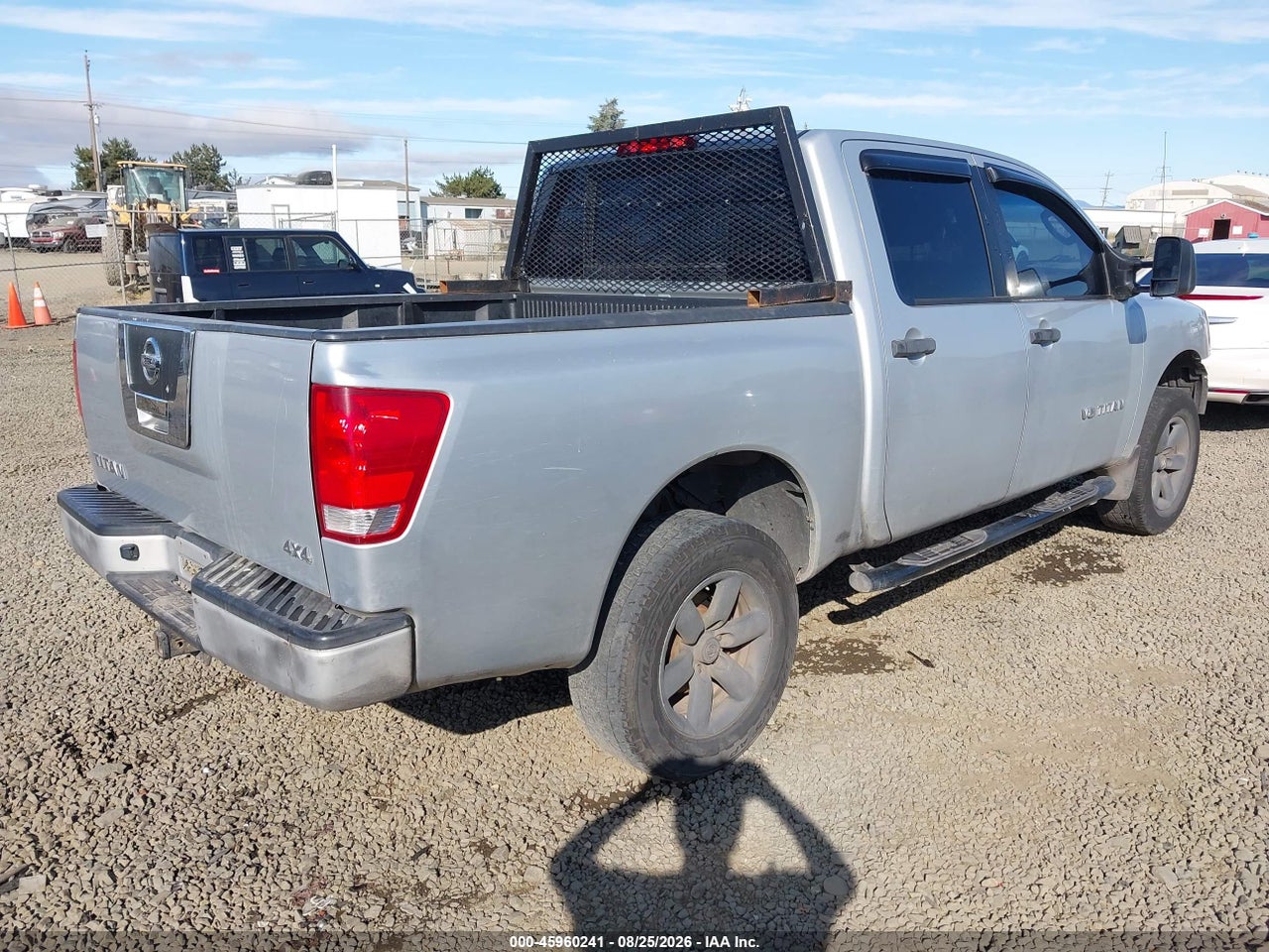 2011 NISSAN TITAN S · 4/11
