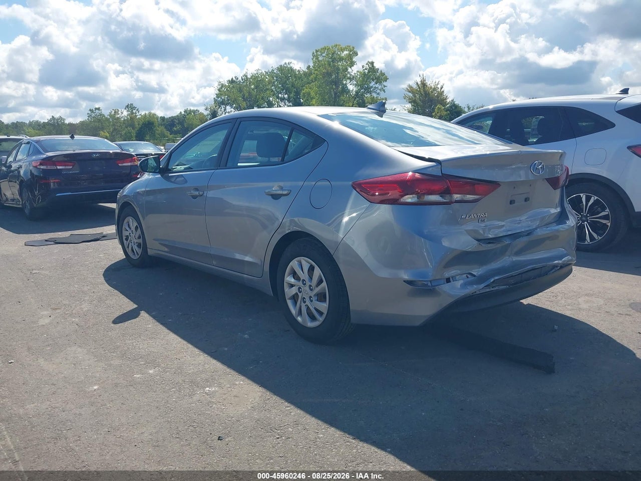 2017 HYUNDAI ELANTRA SE · 3/11