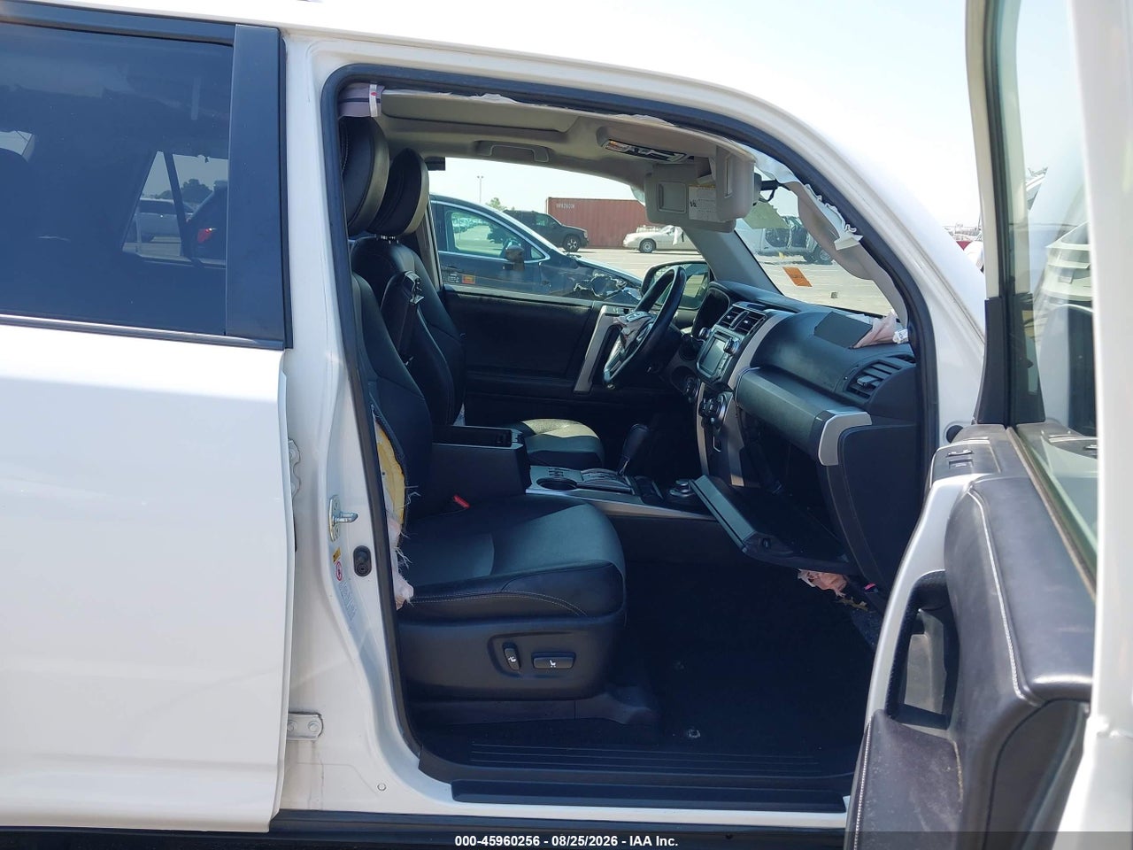 2016 TOYOTA 4RUNNER SR5 PREMIUM · 5/11