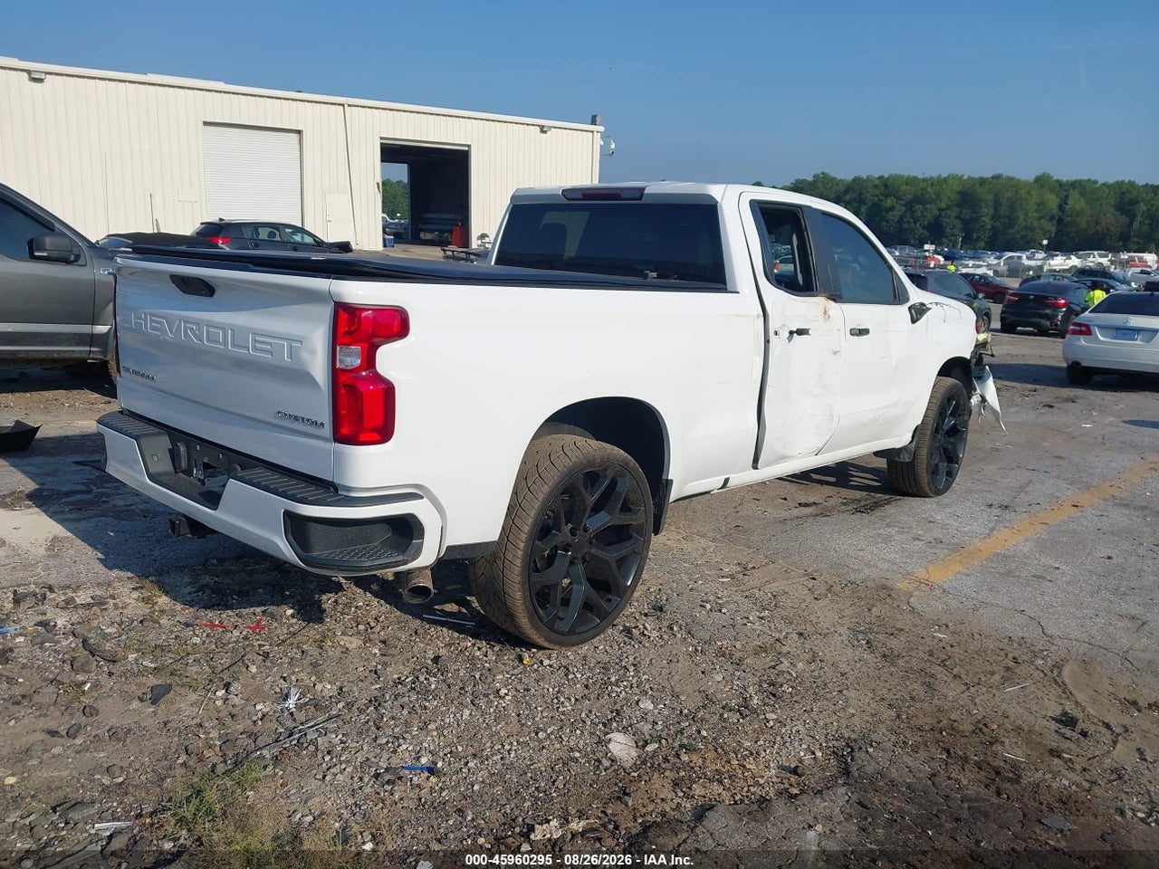 2019 CHEVROLET SILVERADO 1500 CUSTOM · 4/11