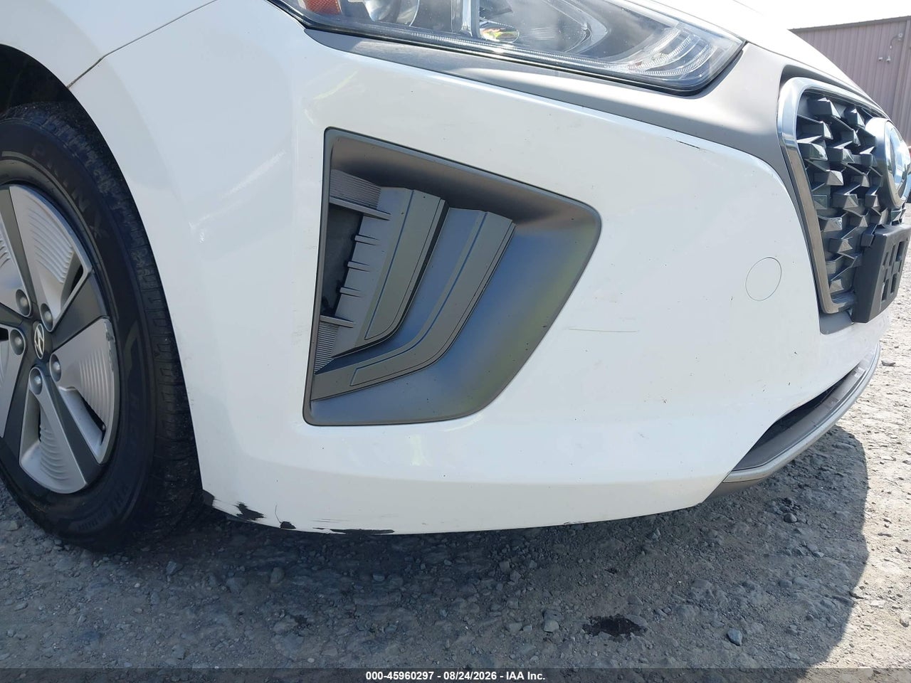 2020 HYUNDAI IONIQ HYBRID BLUE · 6/11