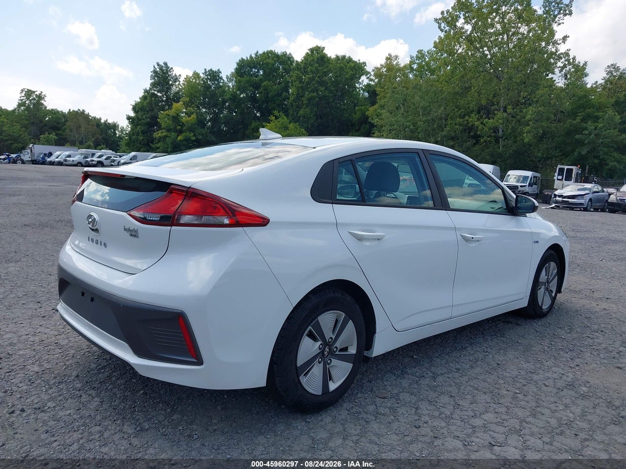 2020 HYUNDAI IONIQ HYBRID BLUE · 4/11