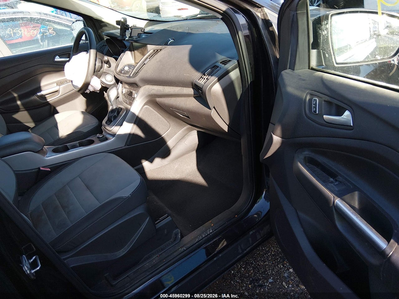 2013 FORD ESCAPE SE · 5/11