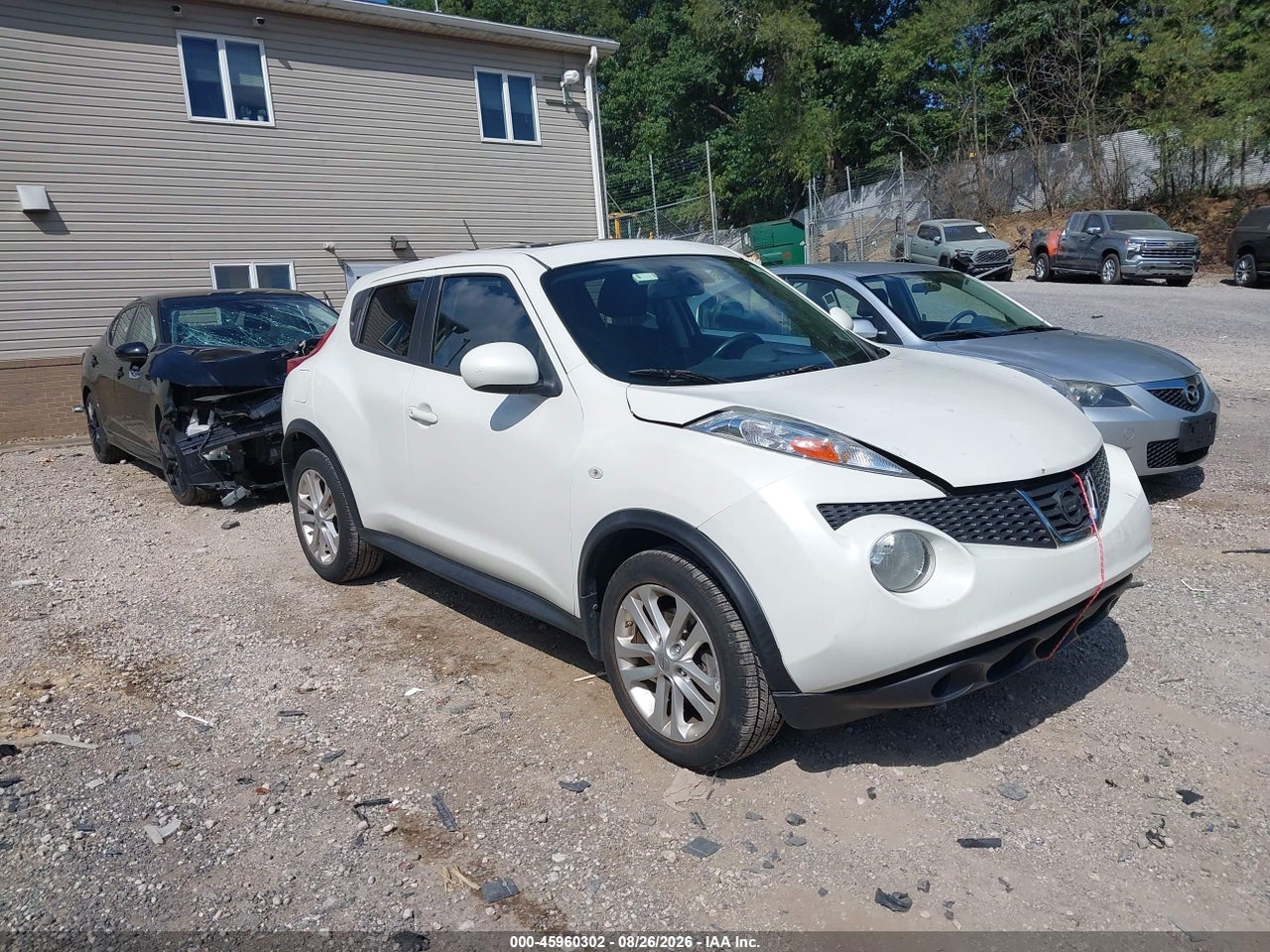 2014 NISSAN JUKE SV