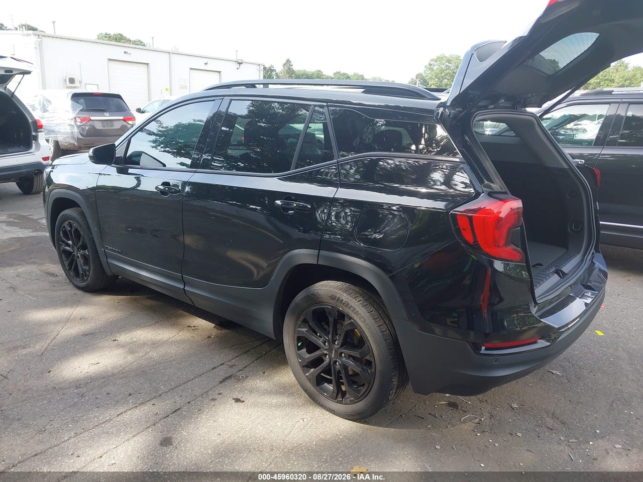 2020 GMC TERRAIN AWD SLE · 3/11