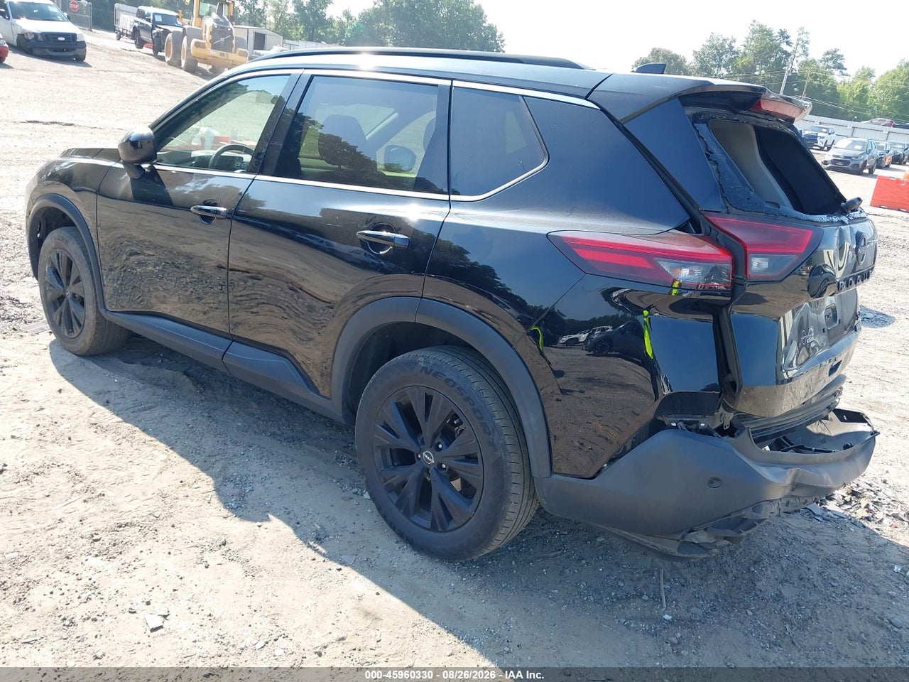 2023 NISSAN ROGUE SV FWD · 3/11
