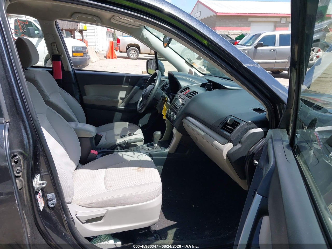 2015 SUBARU FORESTER 2.5I · 5/11