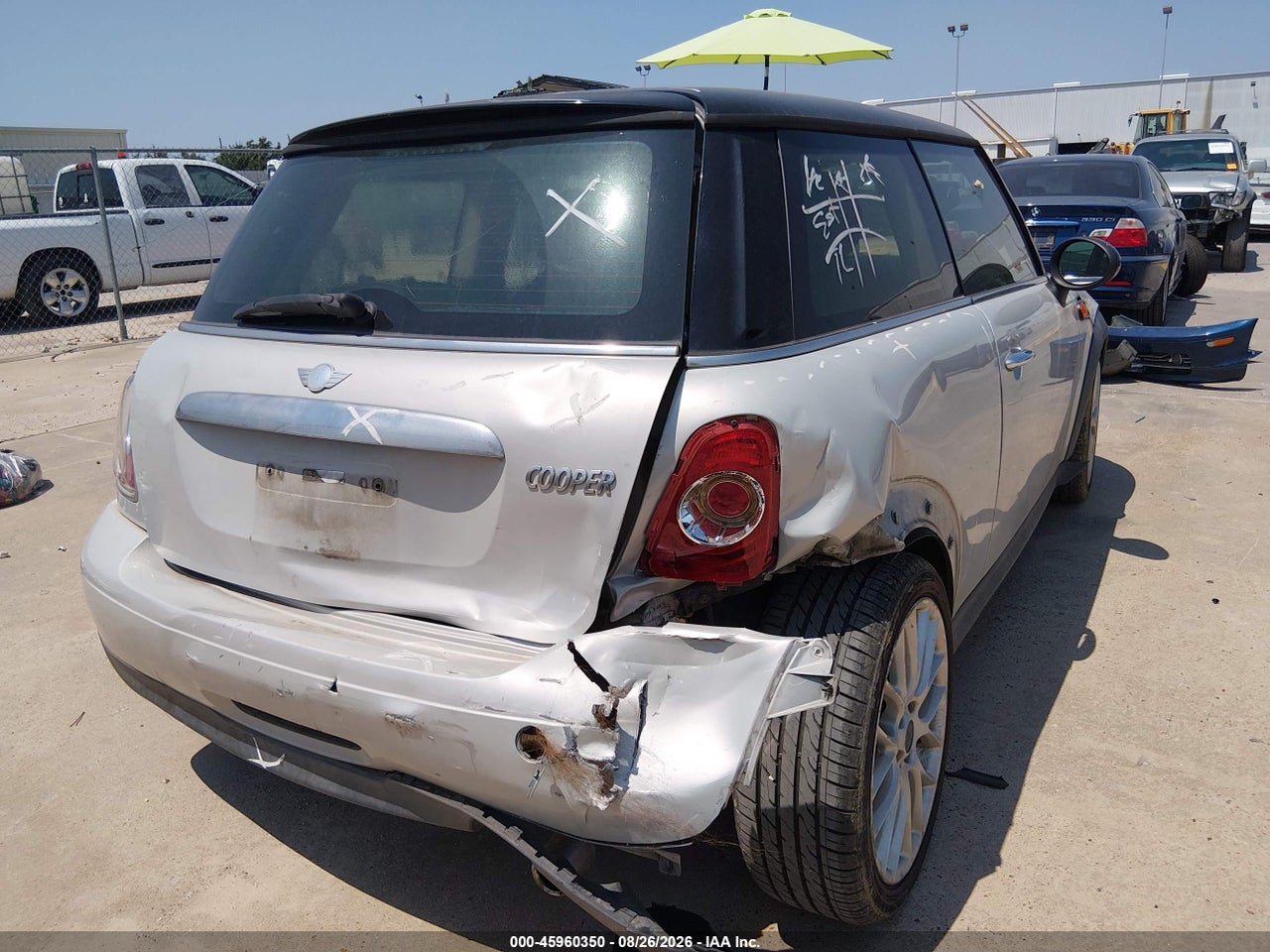 2013 MINI HARDTOP COOPER · 6/11
