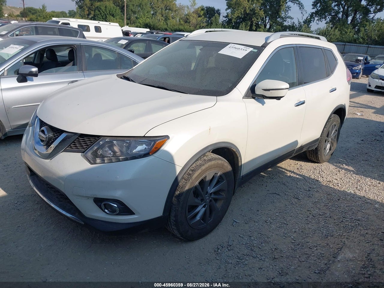 2016 NISSAN ROGUE SL · 2/11