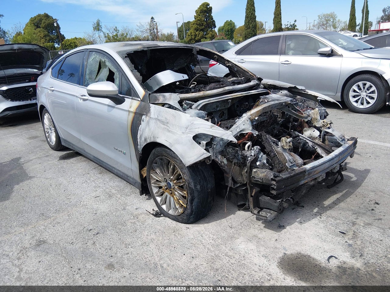 3FA6P0UU7GR****** · 2016 FORD FUSION HYBRID S