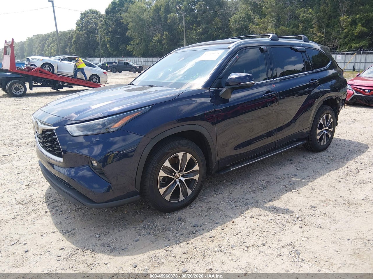 2022 TOYOTA HIGHLANDER XLE · 2/11
