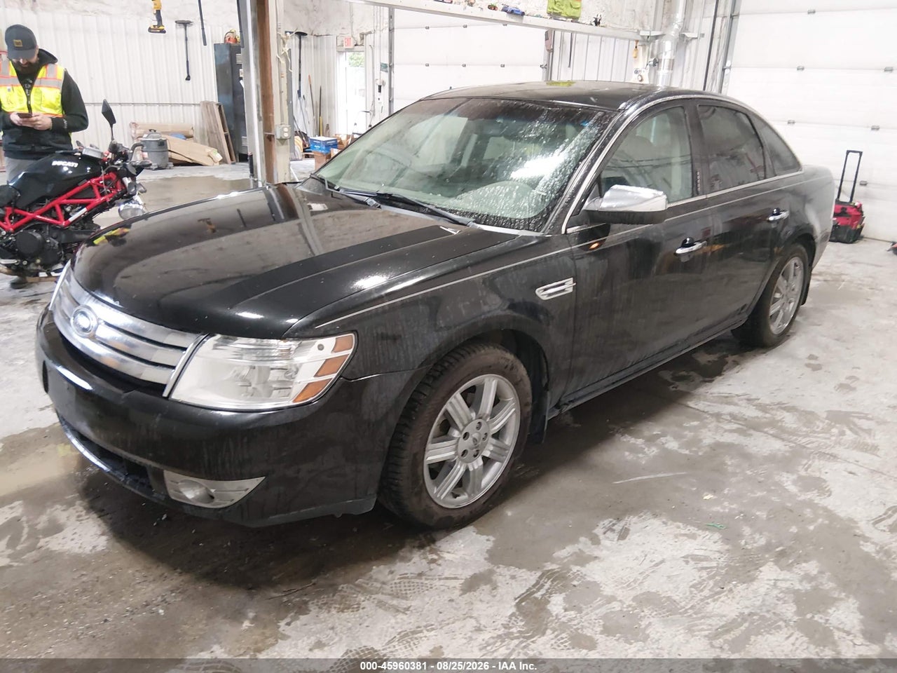 2009 FORD TAURUS LIMITED · 2/11