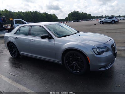 2018 CHRYSLER 300 TOURING