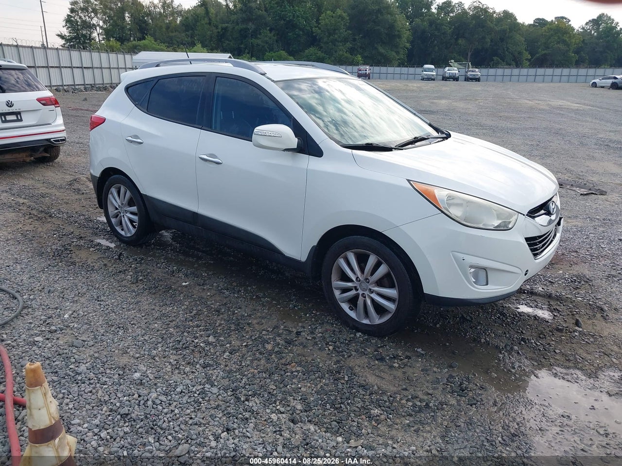 KM8JU3AC2BU****** · 2011 HYUNDAI TUCSON LIMITED