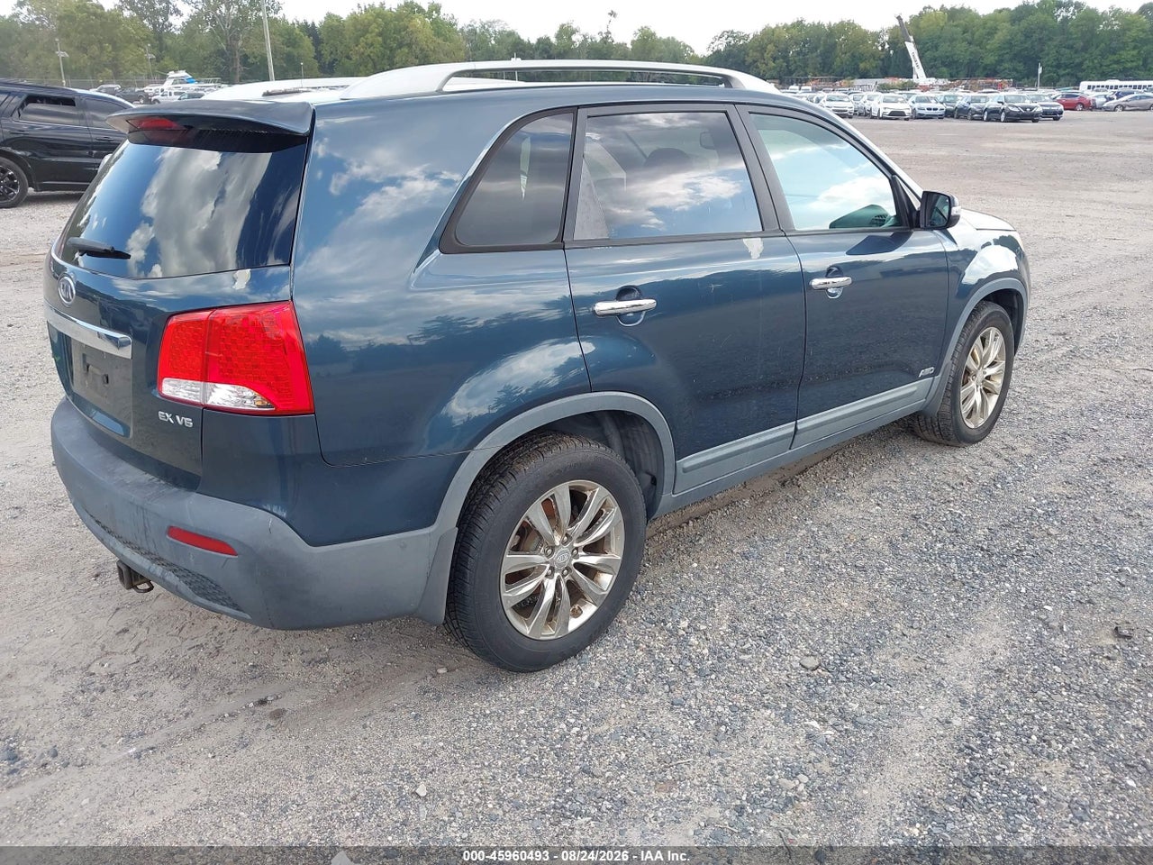2011 KIA SORENTO EX V6 · 4/11