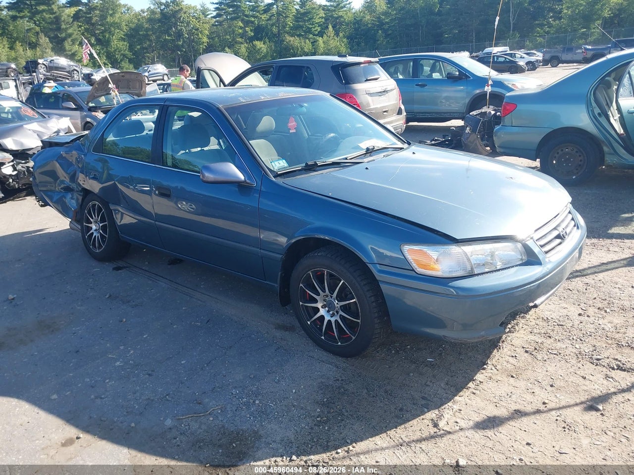 4T1BG22K5YU****** · 2000 TOYOTA CAMRY CE