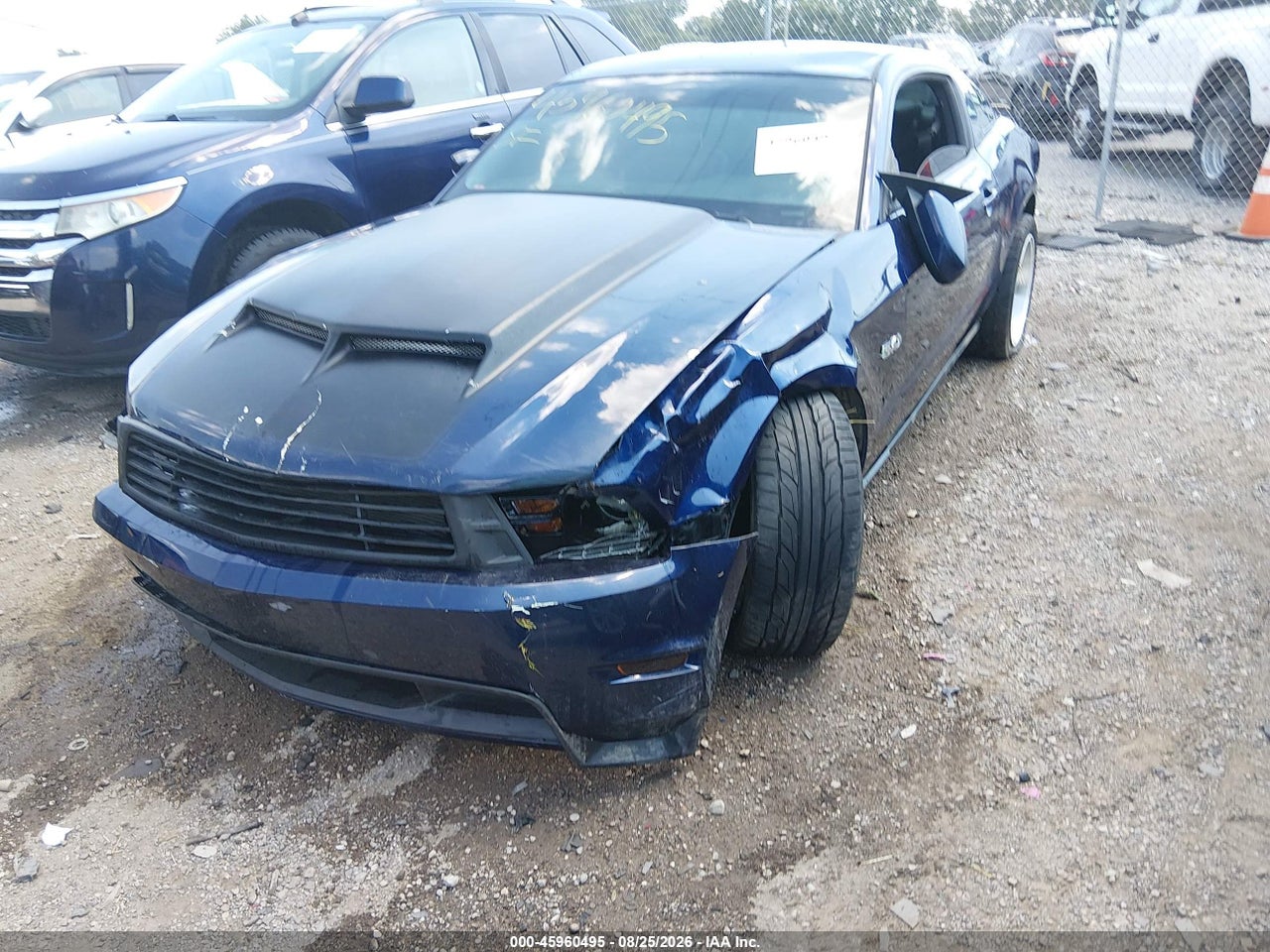 2012 FORD MUSTANG GT PREMIUM · 2/11