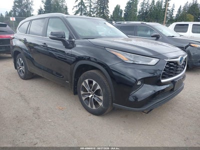 2024 TOYOTA HIGHLANDER HYBRID XLE