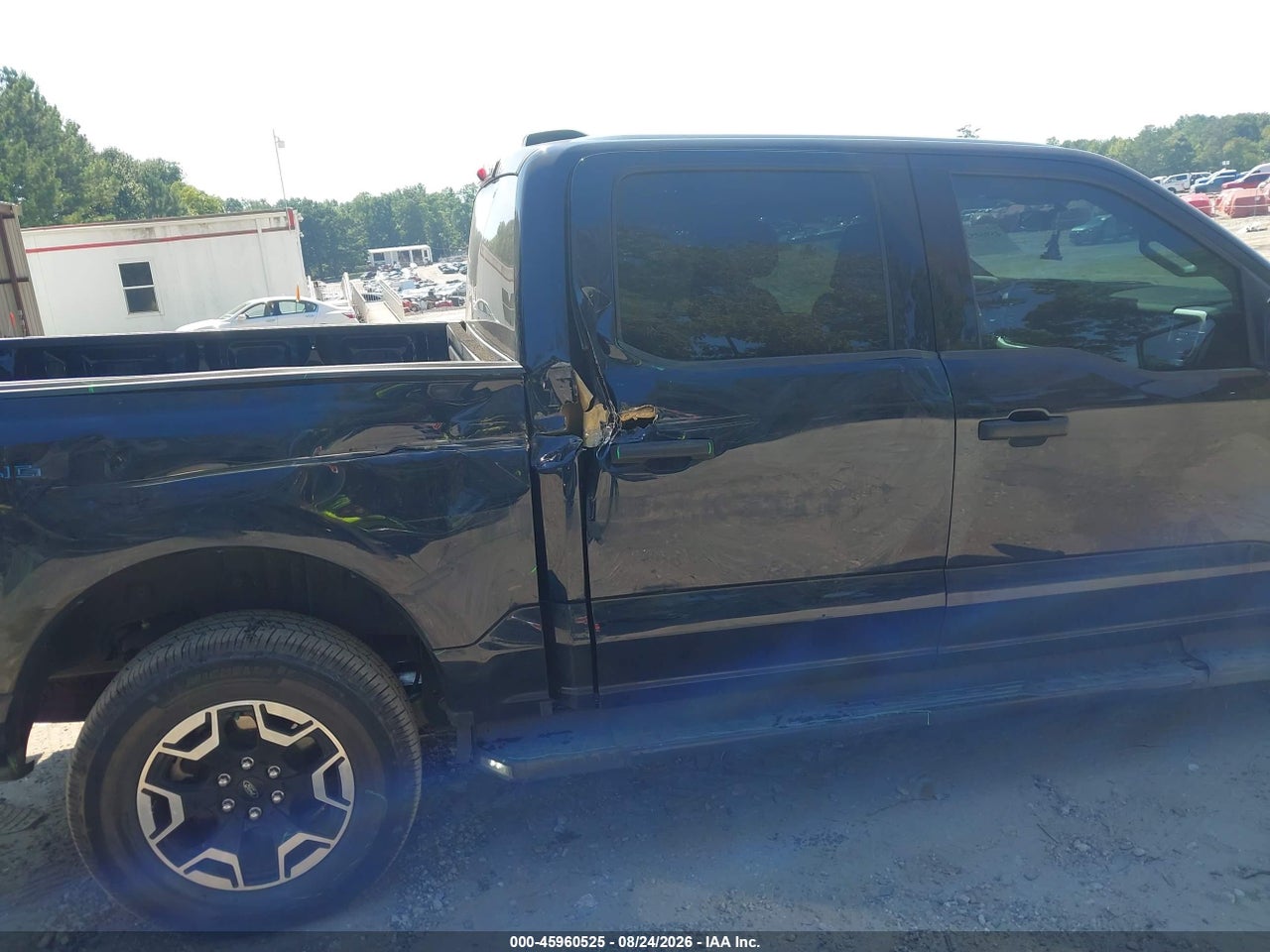 2023 FORD F-150 LIGHTNING XLT · 6/6