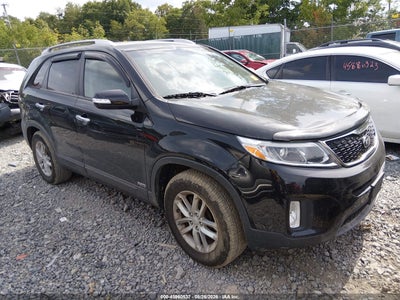 5XYKTCA69EG****** · 2014 KIA SORENTO LX