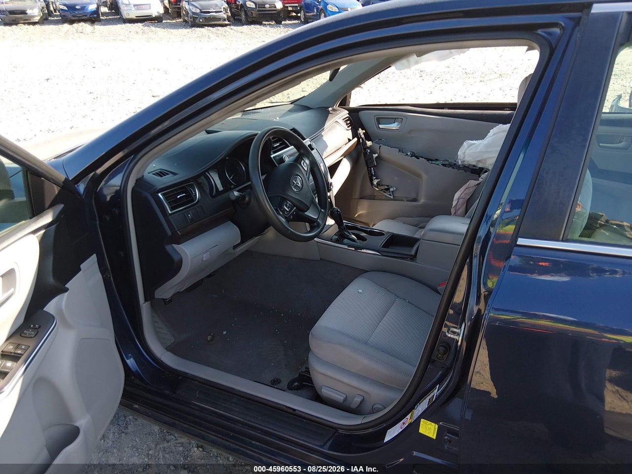 2017 TOYOTA CAMRY LE · 5/10