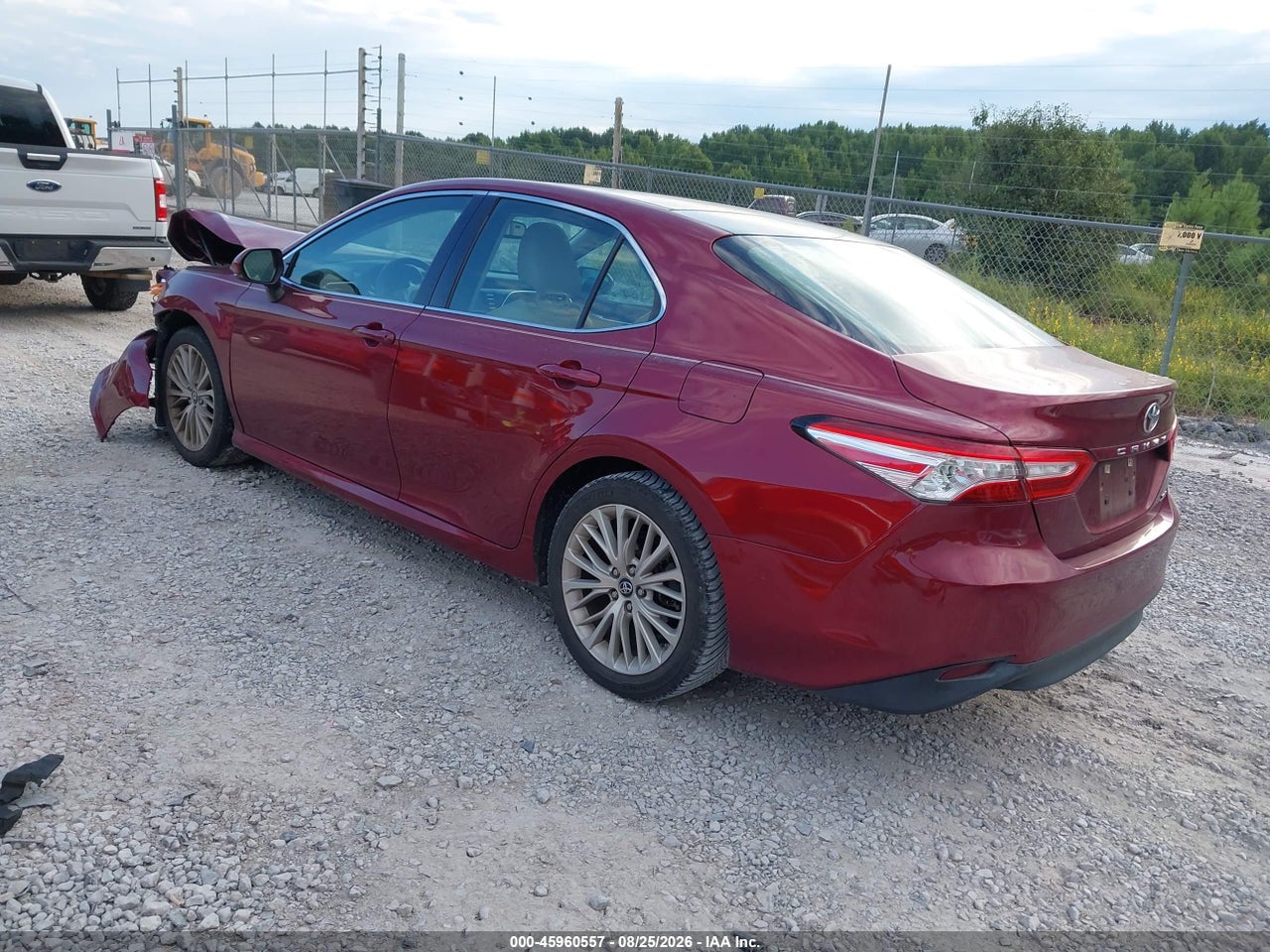 2018 TOYOTA CAMRY XLE · 3/11