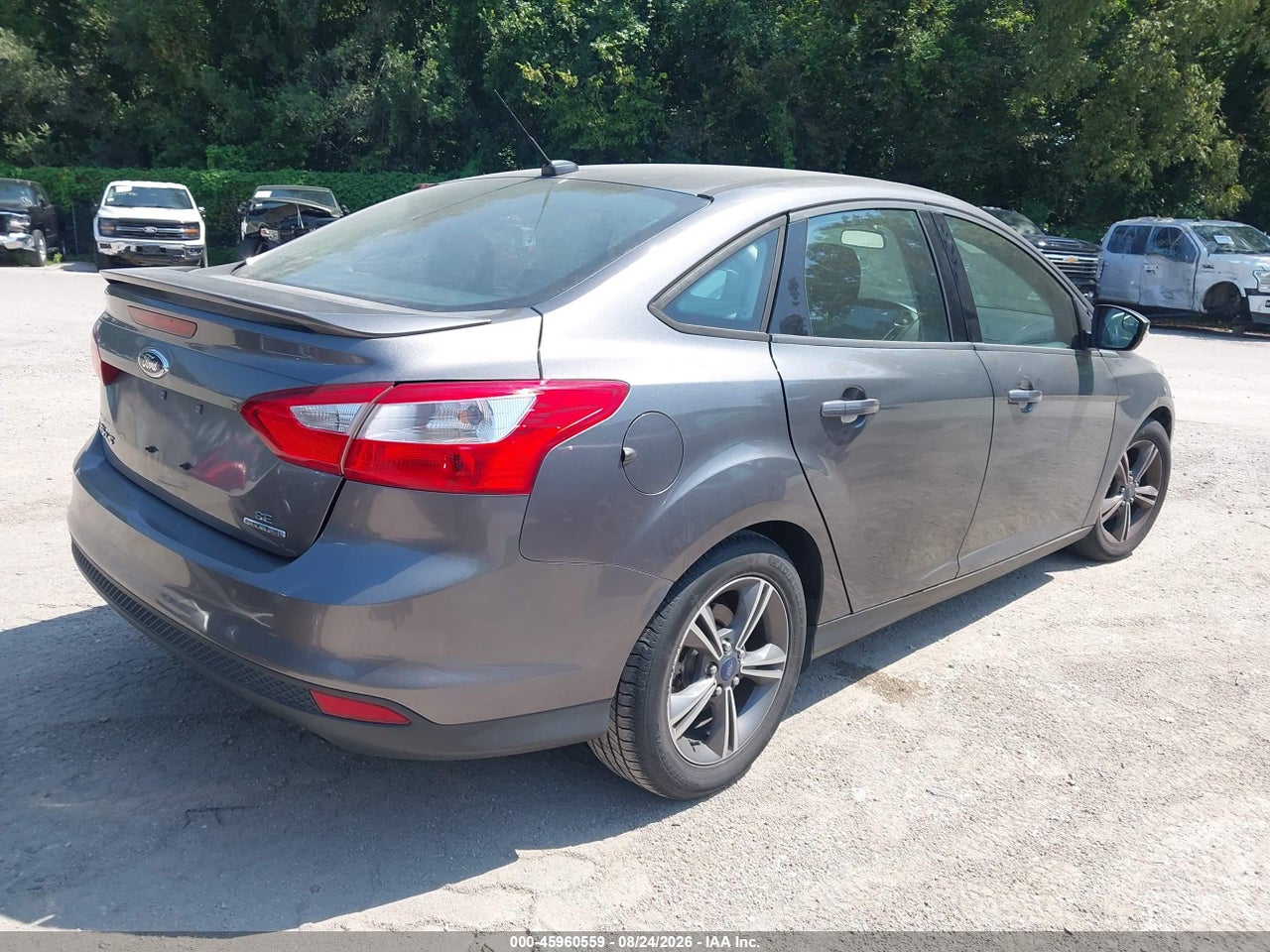 2014 FORD FOCUS SE · 4/11