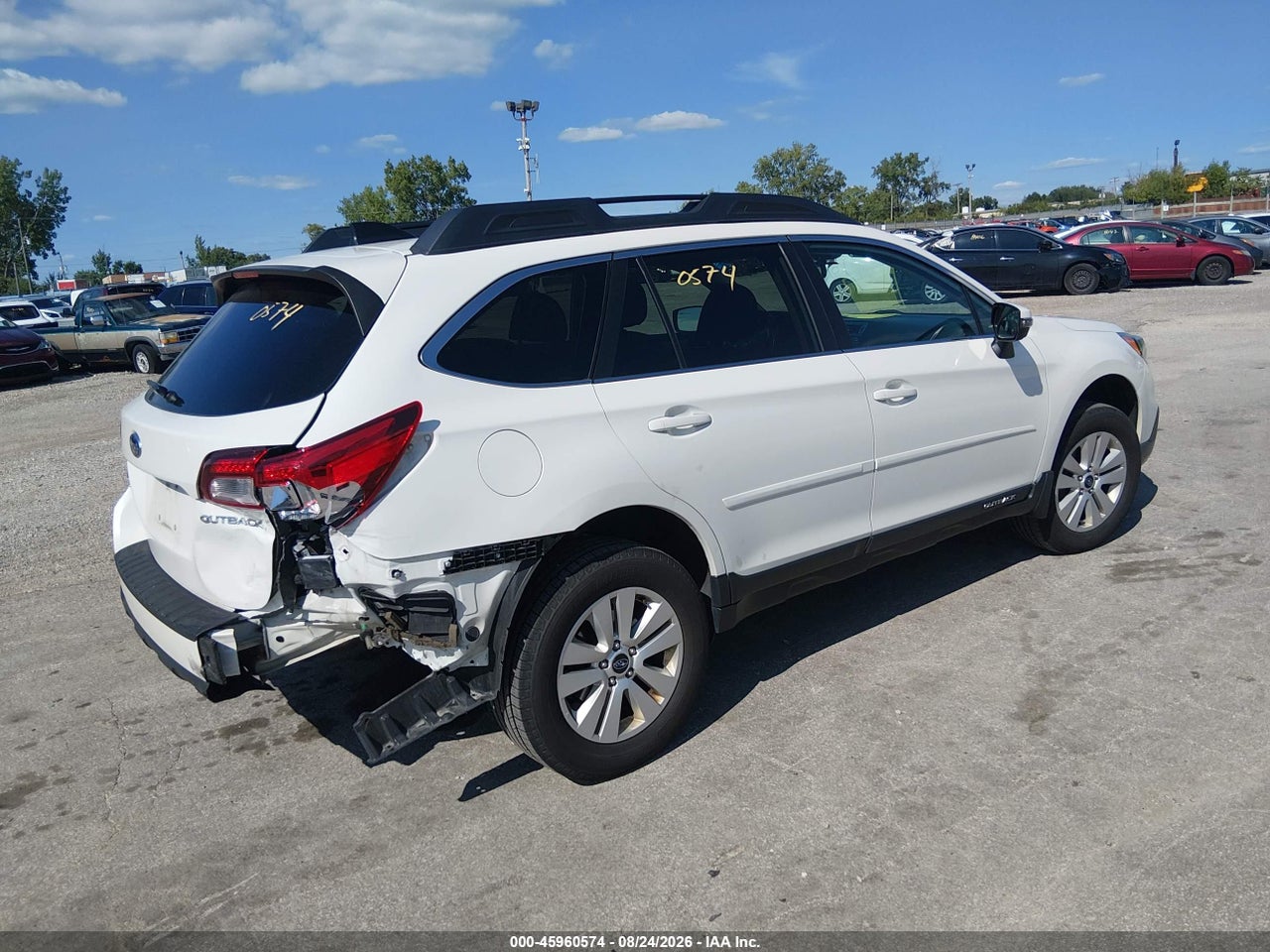 2016 SUBARU OUTBACK 2.5I PREMIUM · 4/11